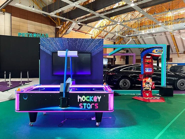 Air Hockey Table - Image 3
