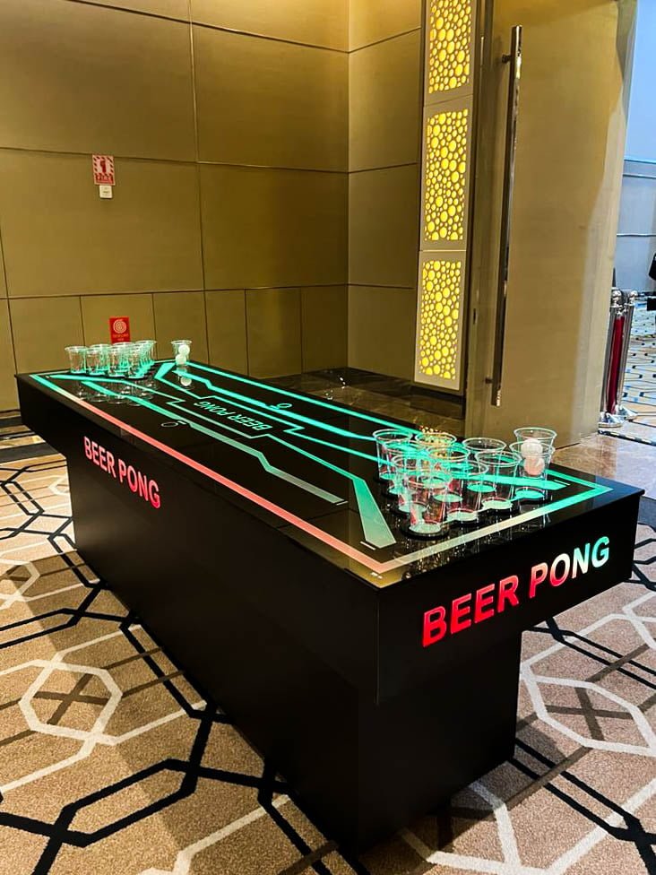 Beer Pong Table - Rental-World